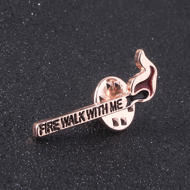 Jeans Shirt Fashion For Men - Broche Badge en émail Twin Peaks,