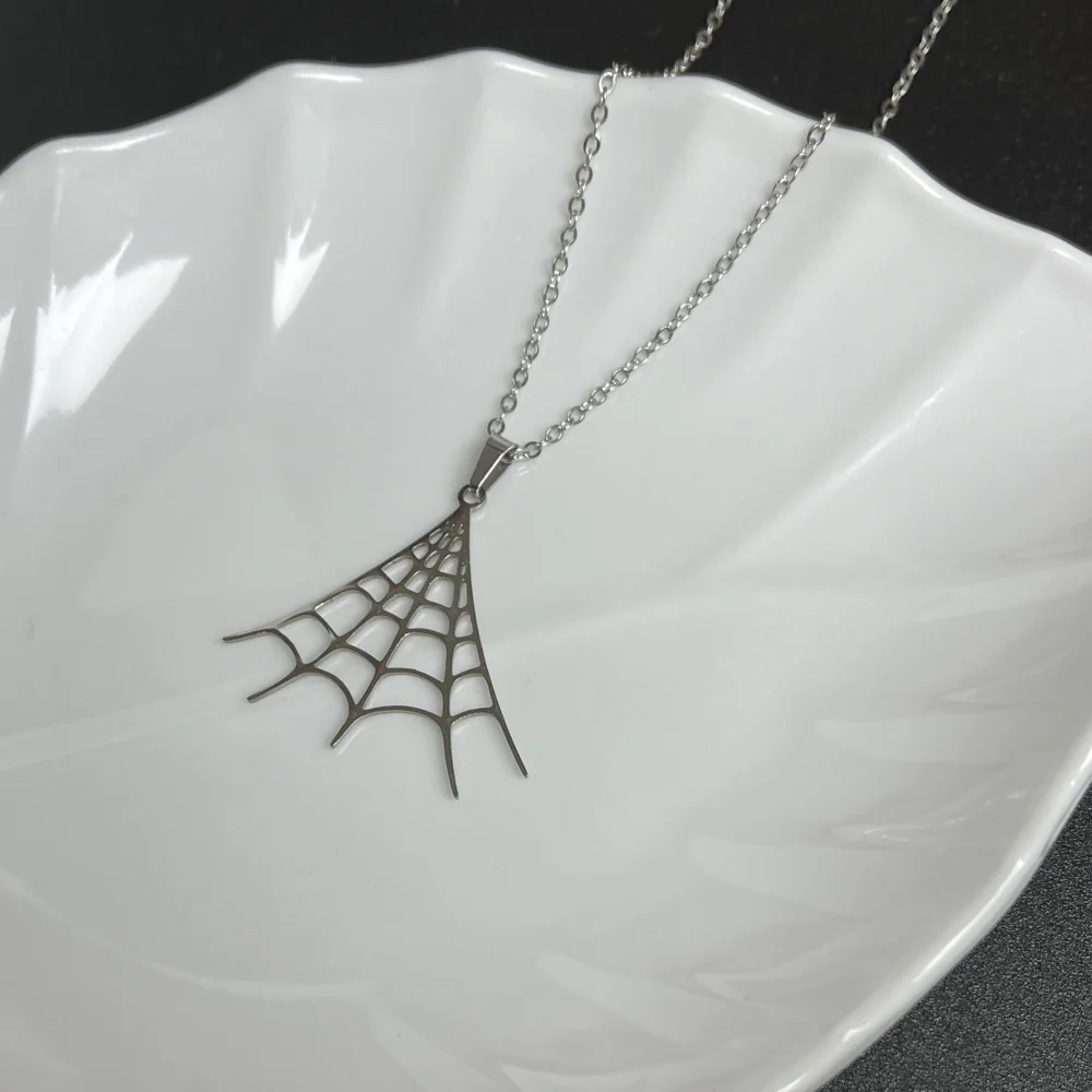 Collier en acier inoxydable av - Men'S Fashion Today avis et prix