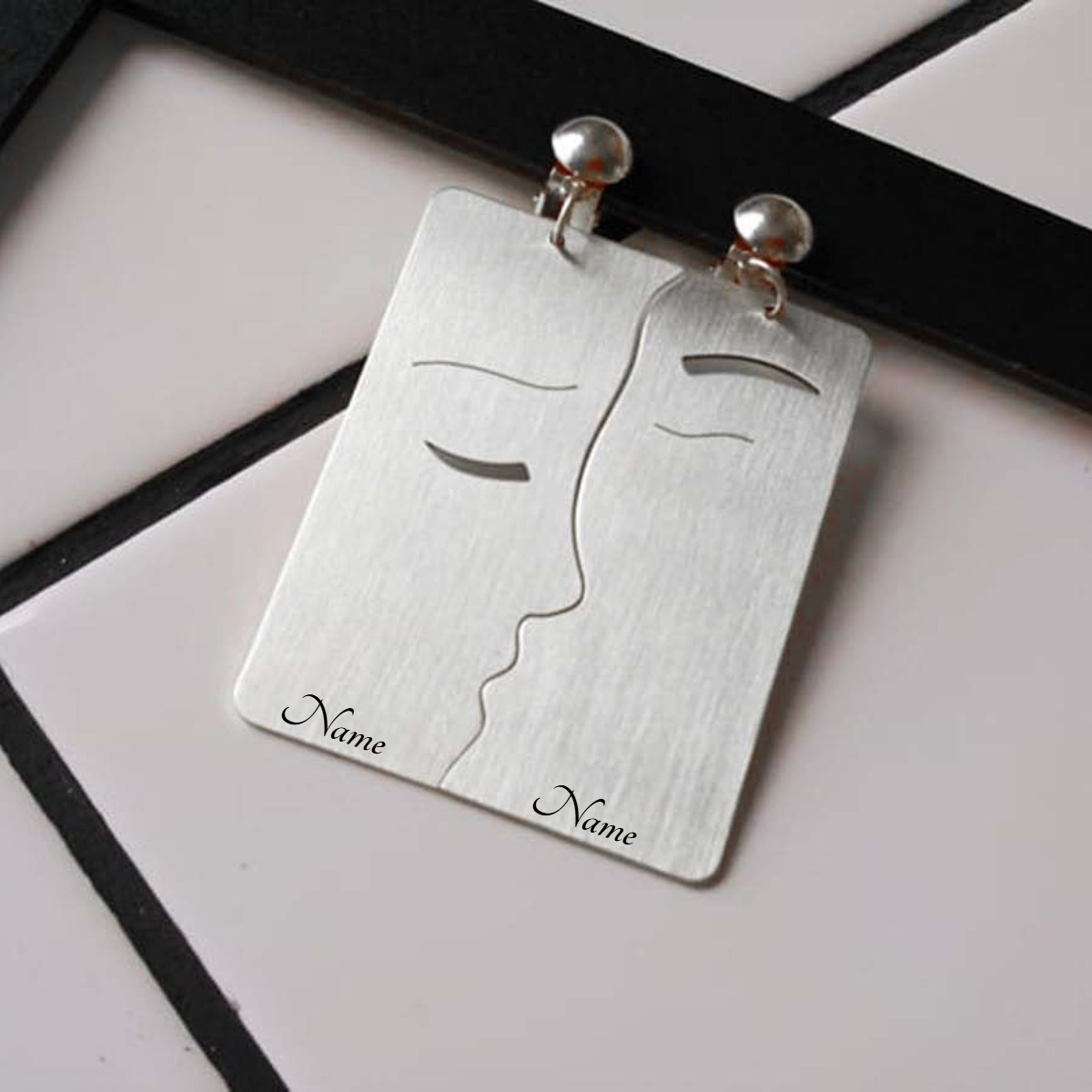 Boucles d'oreilles Kiss person - Men'S Fashion Today avis et prix